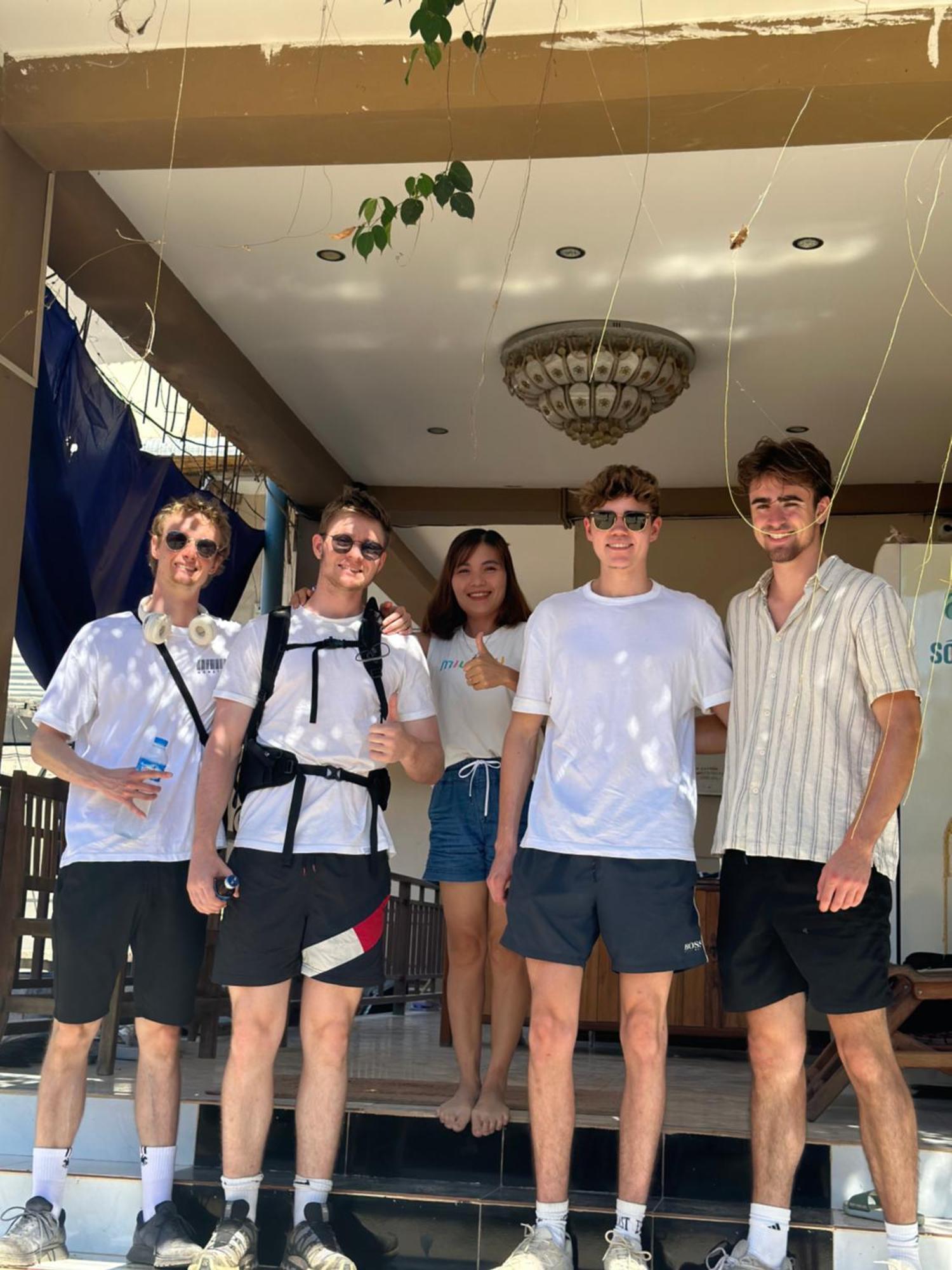 Vang Vieng Guesthouse Dış mekan fotoğraf